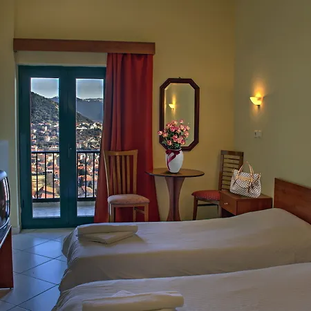 Lecadin Otel Karpenísion